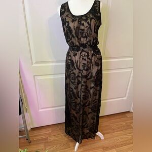 Black and Tan Sleeveless Crew Neck Maxi Gown